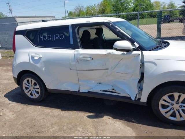KNDJ23AU4M7755070 KIA SOUL LX