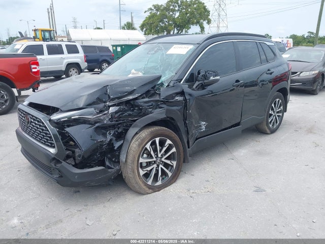 7MUEAABG8RV084586 Toyota Corolla Cross Xle