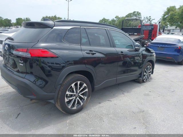 7MUEAABG8RV084586 Toyota Corolla Cross Xle