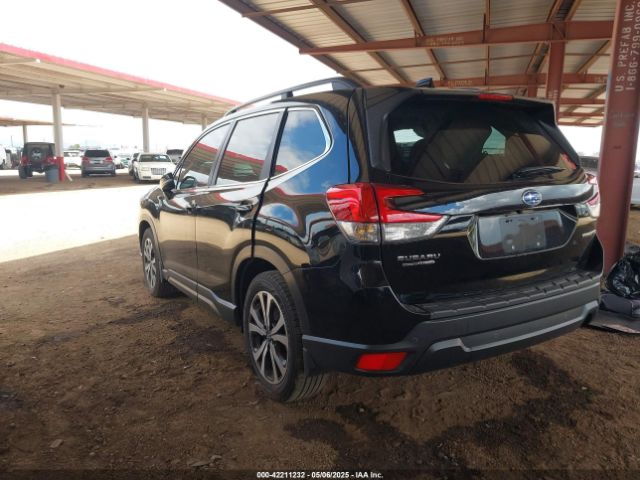 2021 SUBARU FORESTER JF2SKAUC1MH502926 Photo 2