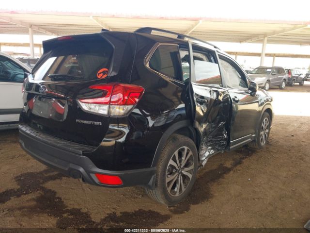 2021 SUBARU FORESTER JF2SKAUC1MH502926 Photo 3