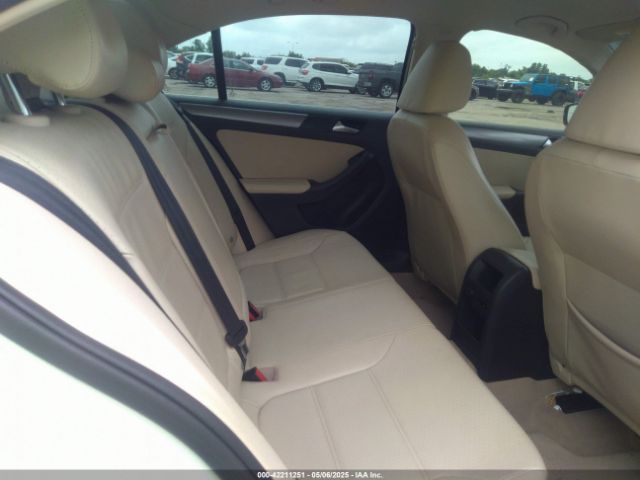 3VW3L7AJ0EM428351 Volkswagen Jetta 2.0l Tdi
