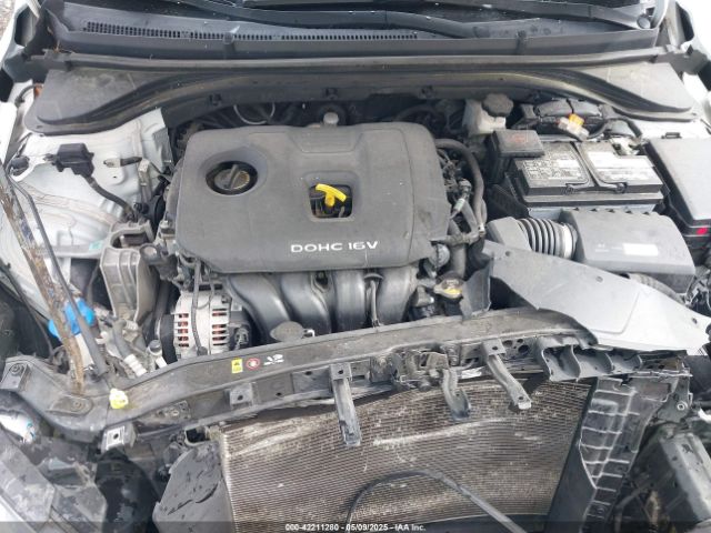5NPD74LF7JH343140 Hyundai ELANTRA SE