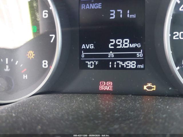 5NPD74LF7JH343140 Hyundai ELANTRA SE