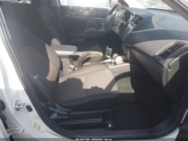 2018 MITSUBISHI OUTLANDER SPORT JA4AP3AU7JZ015279 Photo 4
