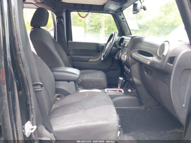 2015 JEEP WRANGLER UNLIMITED 1C4BJWDG4FL668407 Photo 4
