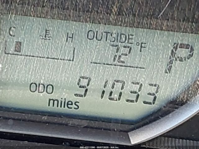 JTMBFREV0EJ007998 Toyota RAV4 LE