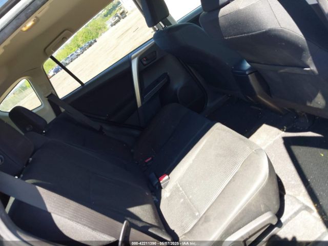 JTMBFREV0EJ007998 Toyota RAV4 LE