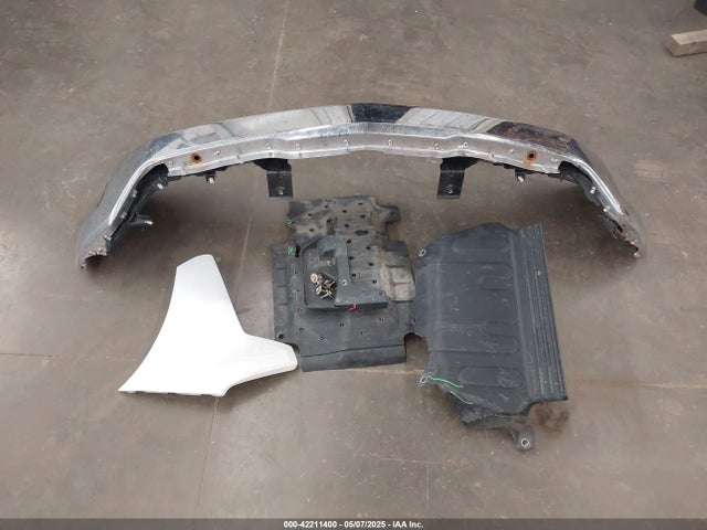 3GCUYDED3NG124098 Chevrolet Silverado 1500 Ltd 4wd  Short Bed Lt
