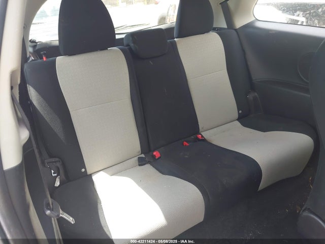 JTDJTUD38ED587118 Toyota Yaris Le (tmc/cbu Plant)