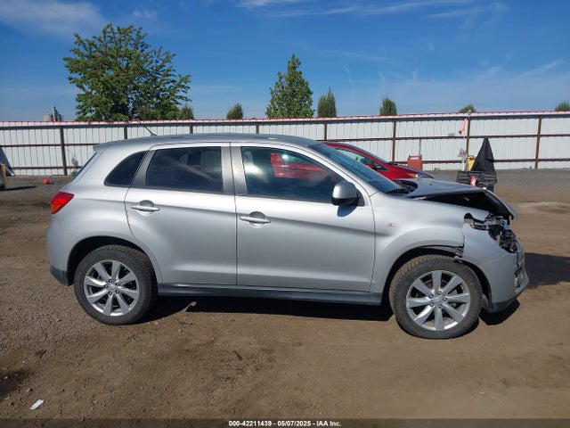 4A4AR3AU3FE044091 Mitsubishi Outlander Sport Es