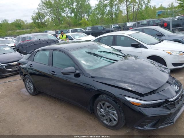 KMHLM4DG8RU690033 Hyundai ELANTRA SEL
