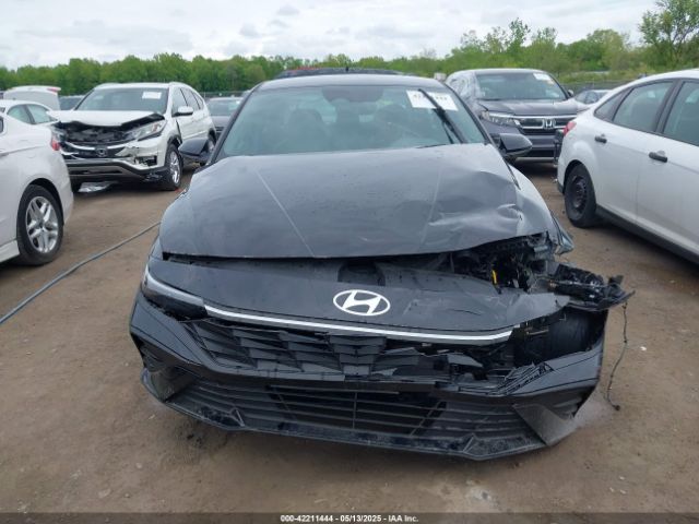 KMHLM4DG8RU690033 Hyundai ELANTRA SEL