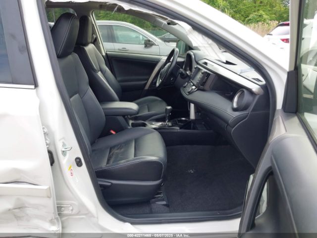 JTMDFREV3JJ260980 Toyota Rav4 Limited