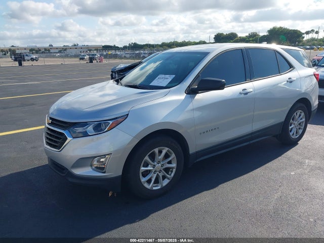 Chevrolet EQUINOX LS 2019 2GNAXHEV3K6230992 Image 2