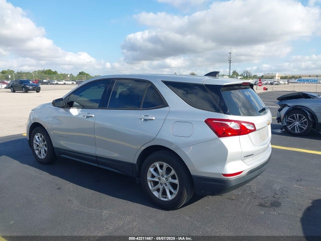 Chevrolet EQUINOX LS 2019 2GNAXHEV3K6230992 Image 3