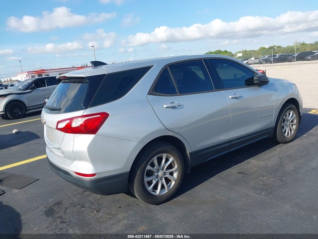 Chevrolet EQUINOX LS 2019 2GNAXHEV3K6230992 Image 4