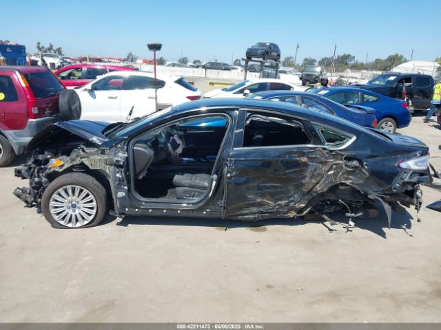 3FA6P0LU8GR406256 Ford Fusion Hybrid Se