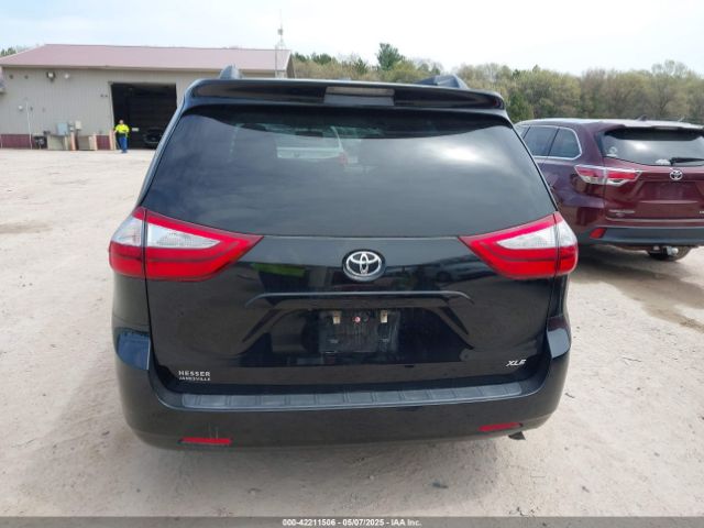 5TDYK3DC4GS760006 Toyota Sienna Xle 8 Passenger