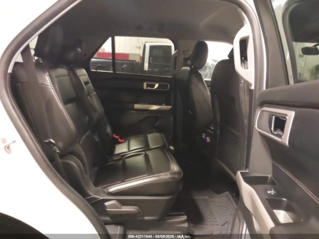 1FMSK8DH4NGB05636 Ford EXPLORER XLT