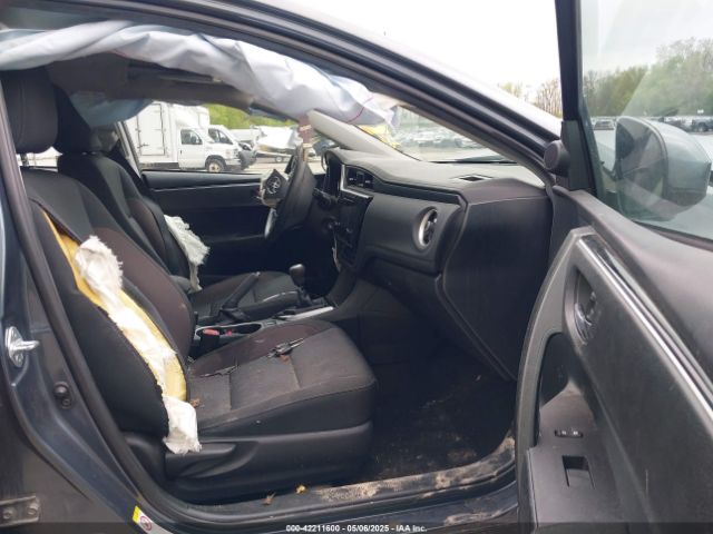 2T1BURHE6JC986644 Toyota COROLLA LE