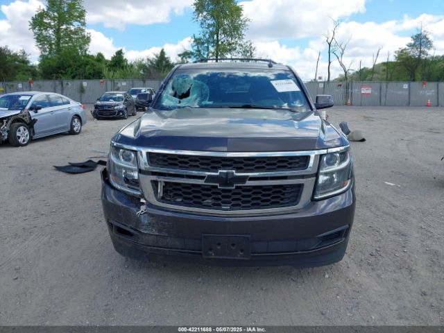 1GNSKJKCXFR550883 Chevrolet Suburban 1500 Lt