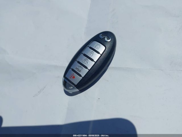 JN1EV7EK5KM230674 Infiniti 2019