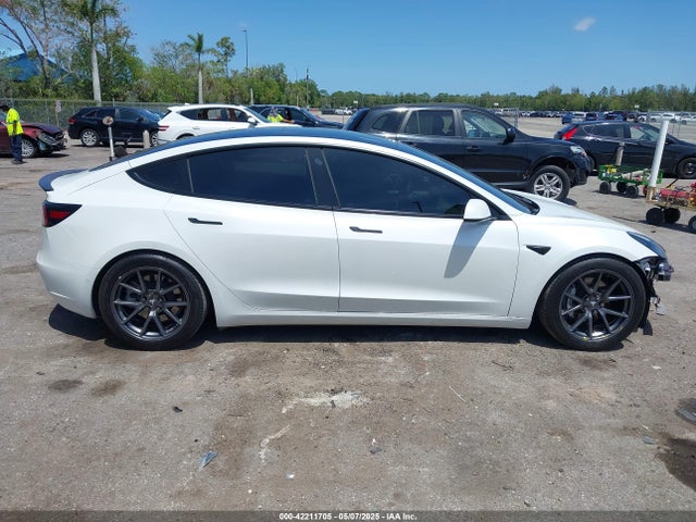 Tesla MODEL 3 2022 5YJ3E1EB4NF163001 Image 14