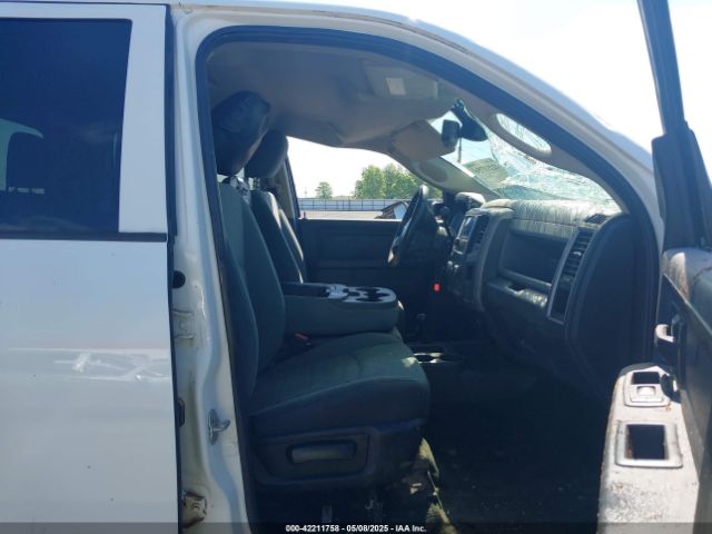 3C6UR5CLXHG634148 RAM 2500 Tradesman  4x4 6'4 Box