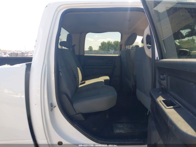 3C6UR5CLXHG634148 RAM 2500 Tradesman  4x4 6'4 Box