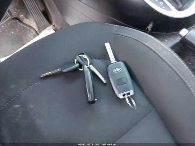 KNDJN2A26G7839492 KIA Soul