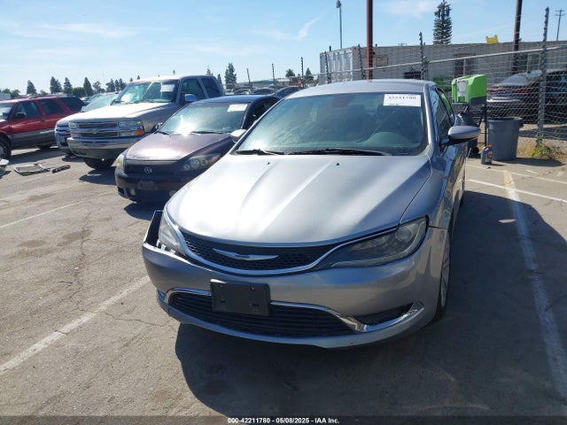 1C3CCCAB8GN111080 Chrysler 200 Limited