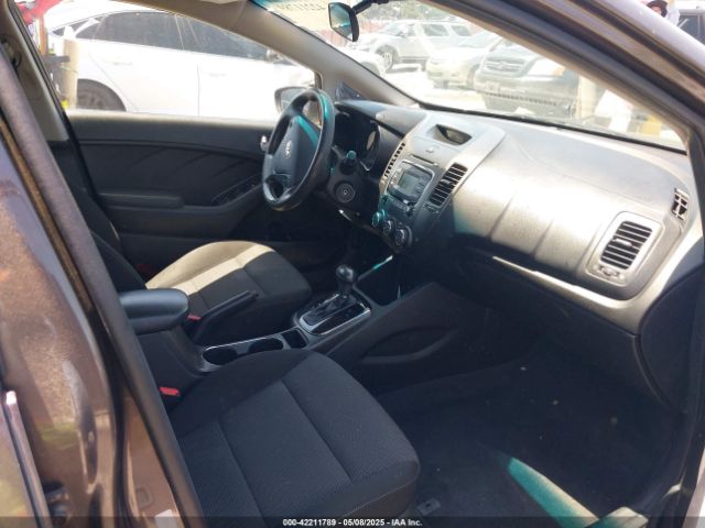 3KPFK4A7XHE145458 KIA FORTE LX