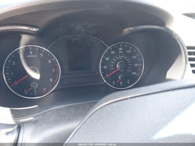3KPFK4A7XHE145458 KIA FORTE LX