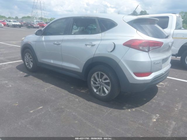 KM8J23A42HU491320 Hyundai TUCSON SE