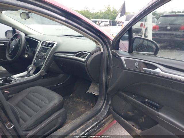 1FA6P0HD9E5400037 Ford FUSION SE