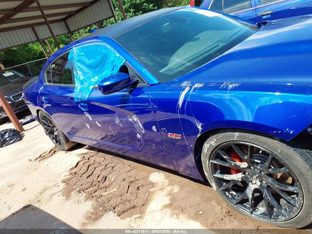 2C3CDXGJ8KH588905 Dodge Charger Scat Pack Rwd