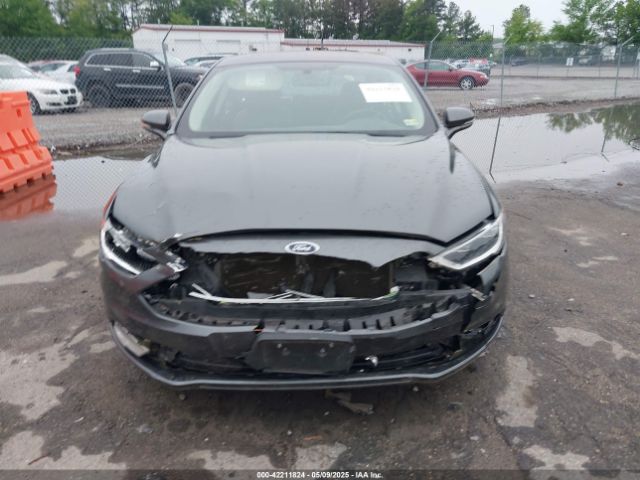 3FA6P0HD6HR309888 Ford FUSION SE