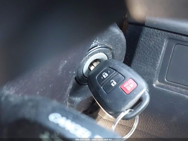 5TFUM5F18KX080242 Toyota Tundra Sr 4.6l V8