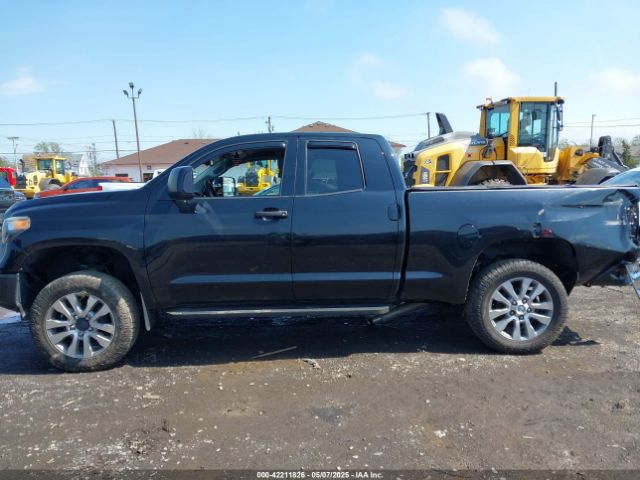 5TFUM5F18KX080242 Toyota Tundra Sr 4.6l V8