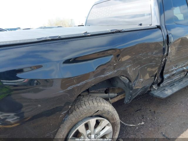 5TFUM5F18KX080242 Toyota Tundra Sr 4.6l V8