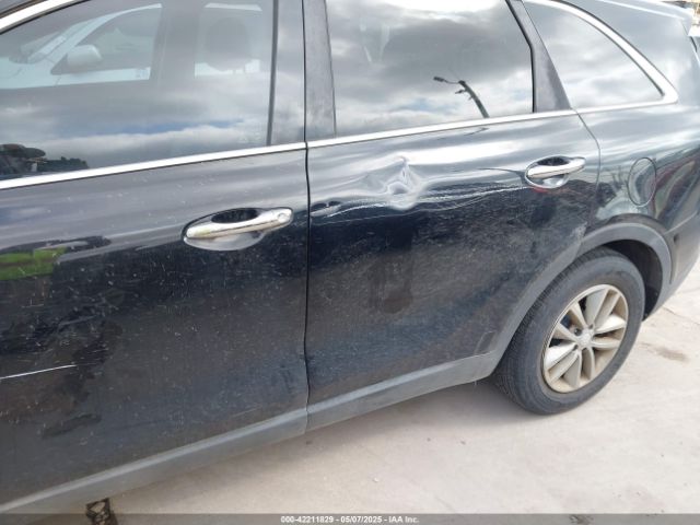 5XYPGDA3XHG293213 KIA Sorento 2.4l Lx