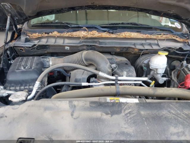 1C6RR7LT7KS665780 RAM 1500 Classic Warlock  4x4 5'7 Box