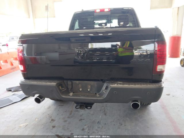 1C6RR7LT7KS665780 RAM 1500 Classic Warlock  4x4 5'7 Box