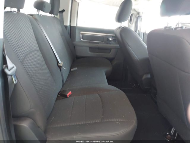 1C6RR7LT7KS665780 RAM 1500 Classic Warlock  4x4 5'7 Box