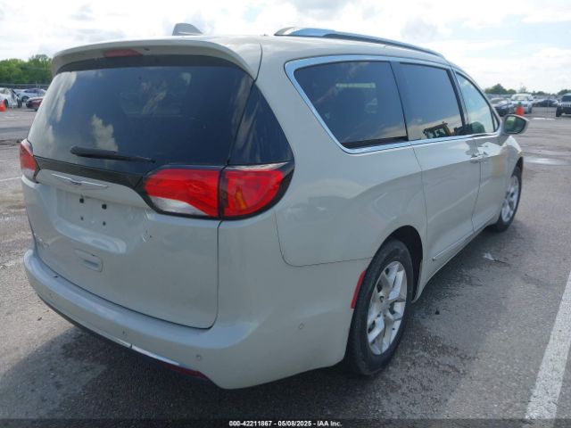 2019 CHRYSLER PACIFICA 2C4RC1EGXKR706170 Photo 3