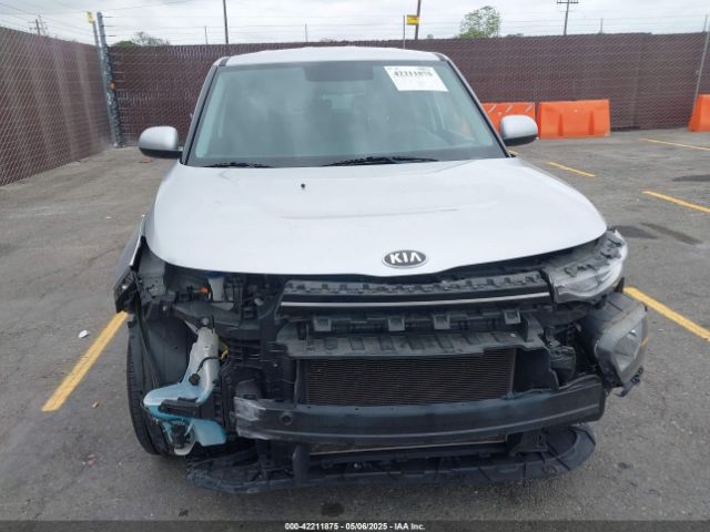 KNDJ23AU8M7784278 KIA SOUL LX