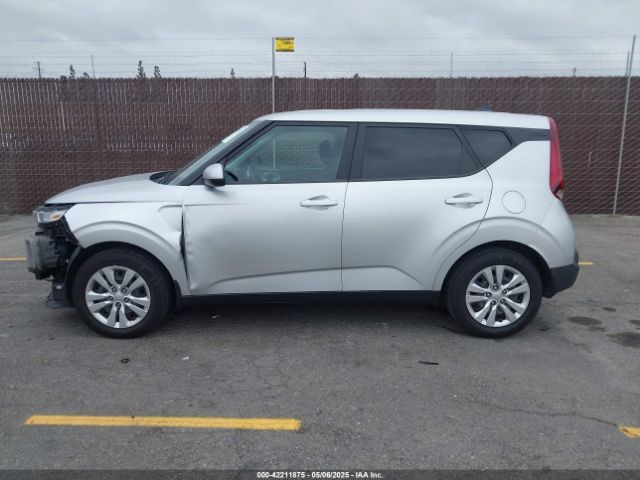 KNDJ23AU8M7784278 KIA SOUL LX