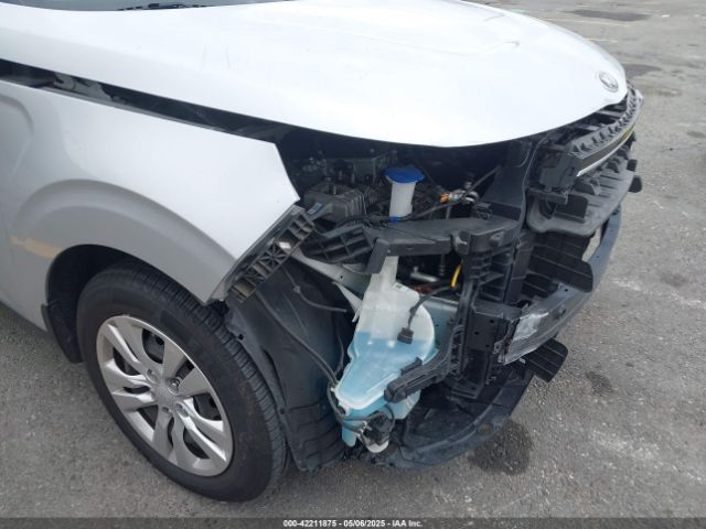 KNDJ23AU8M7784278 KIA SOUL LX