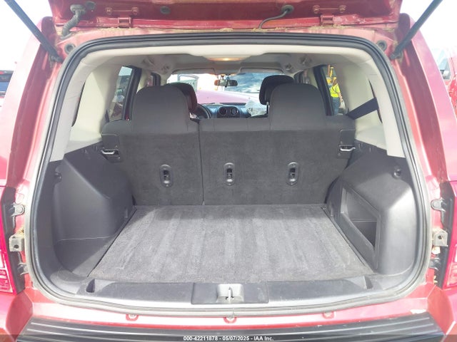 1C4NJPBA6FD186307 Jeep Patriot Altitude Edition